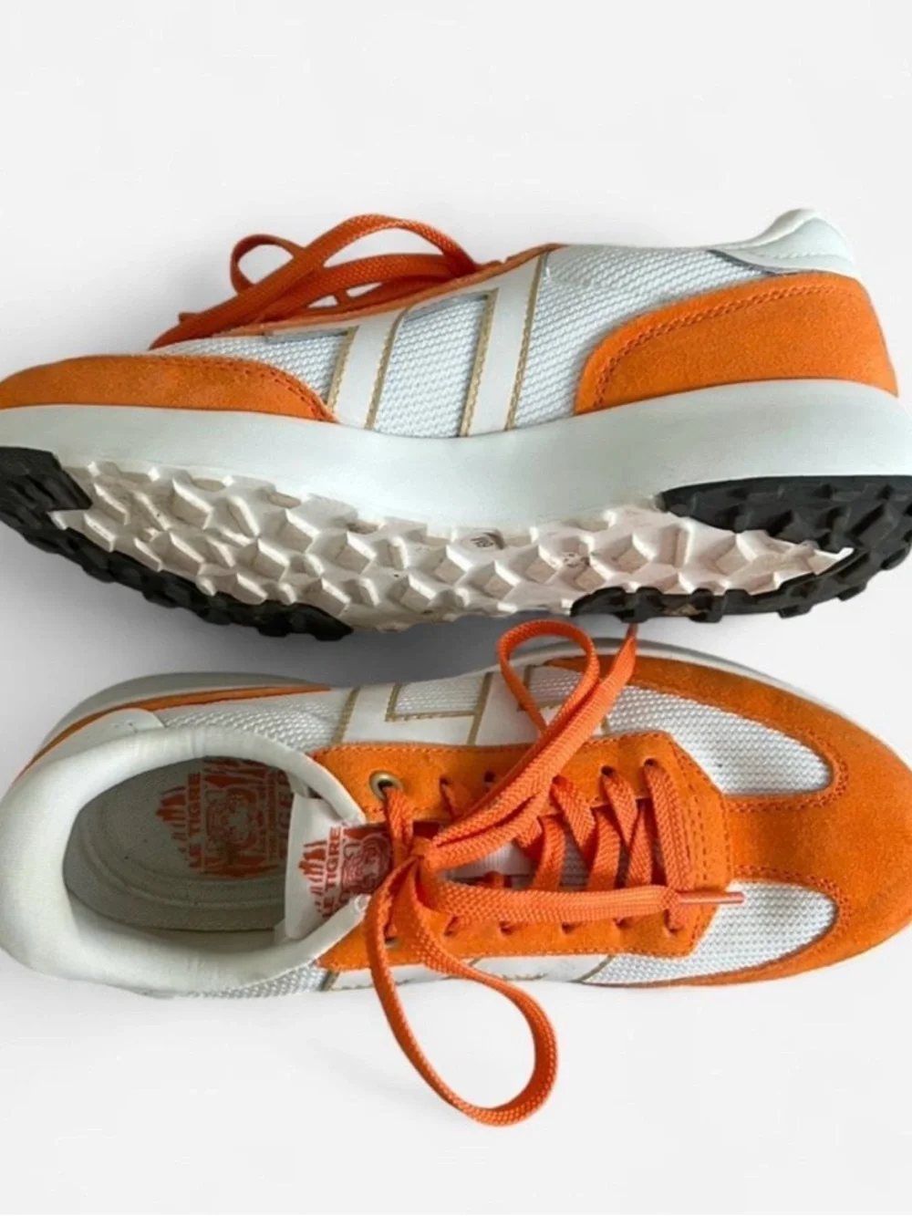 Le Tigre Women’s Orange and White Suede Mesh Sneakers. Sz. 6 - Picture 2 of 7